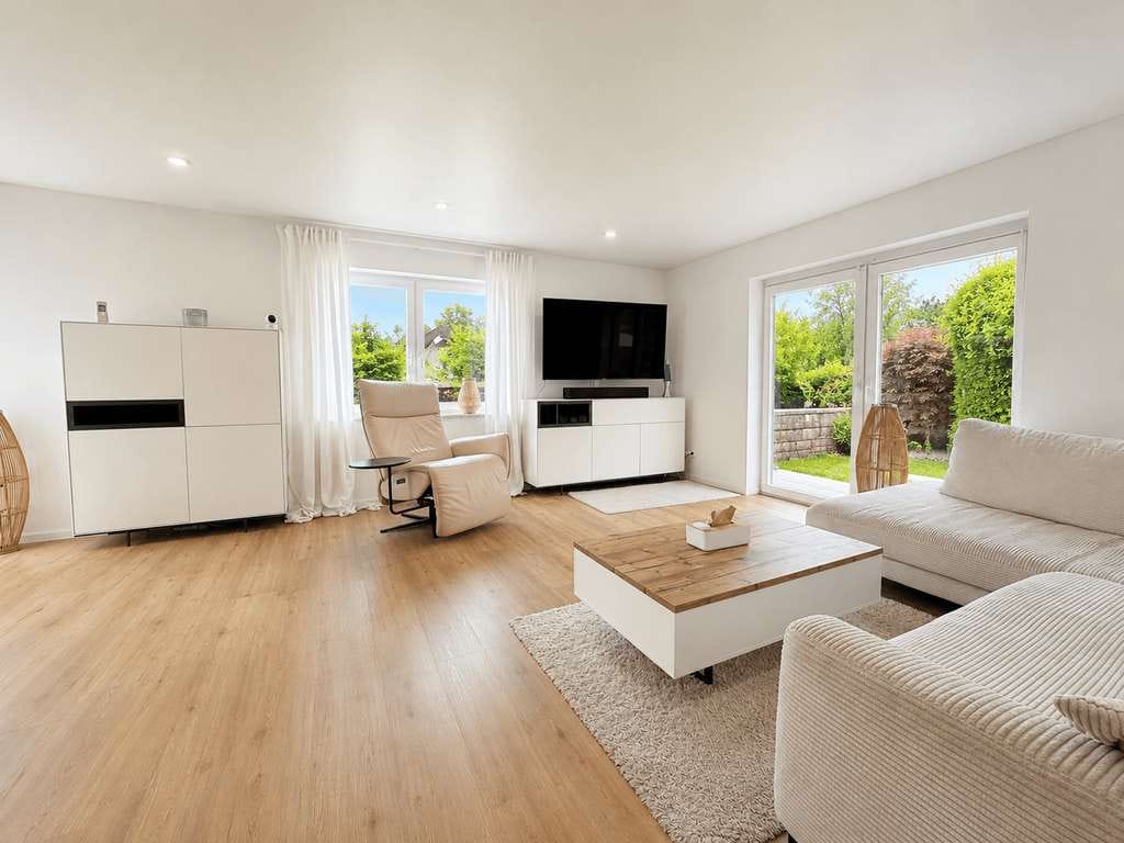 Immobilie in Langgöns - Modernisiertes Haus mit PV-Anlage, Sauna, Einliegeroption & gehobener Ausstattung in Langgöns - Bild 2