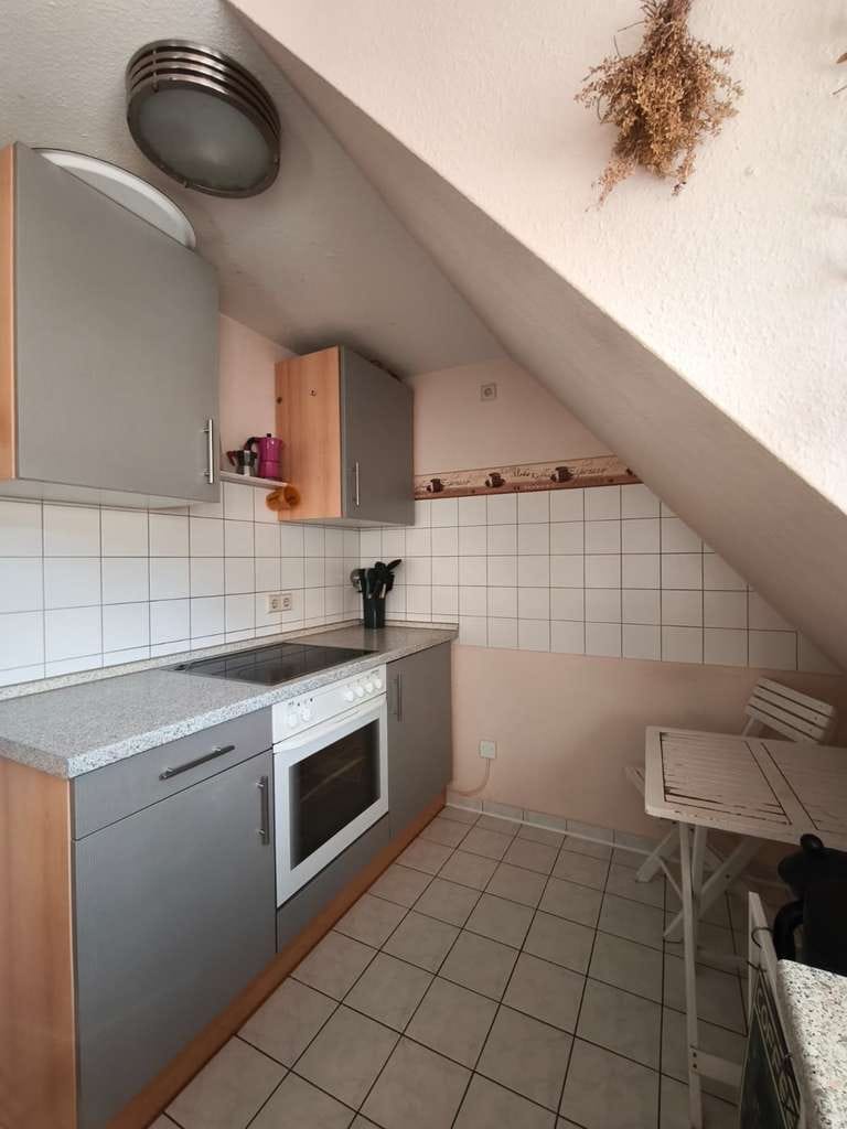 Immobilie in Ebringen - Große 2 Zimmer Dachgeschosswohnung in Ebringen mit Panoramablick - Bild 4