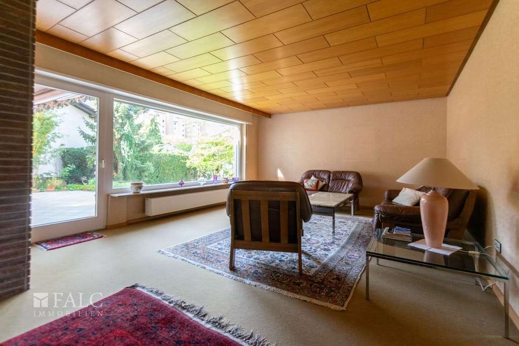 Immobilie in Ilvesheim - Großzügiges Familienidyll mit Charme, Garten und Entwicklungspotential - Bild 4