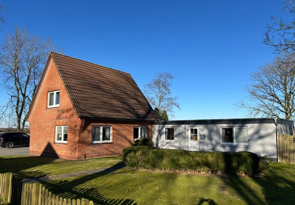 Immobilie in Windbergen - Die Ruhe genießen ! Einfamilienhaus mit Einliegerwohnung am Wodansberg - Bild 0
