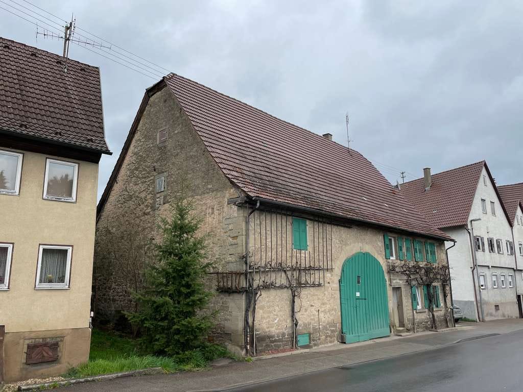 Immobilie in Illingen - Historisches, ehemaliges landwirtschaftliches Anwesen mit viel Ausbaupotenzial & guter Bausubstanz - Bild 4