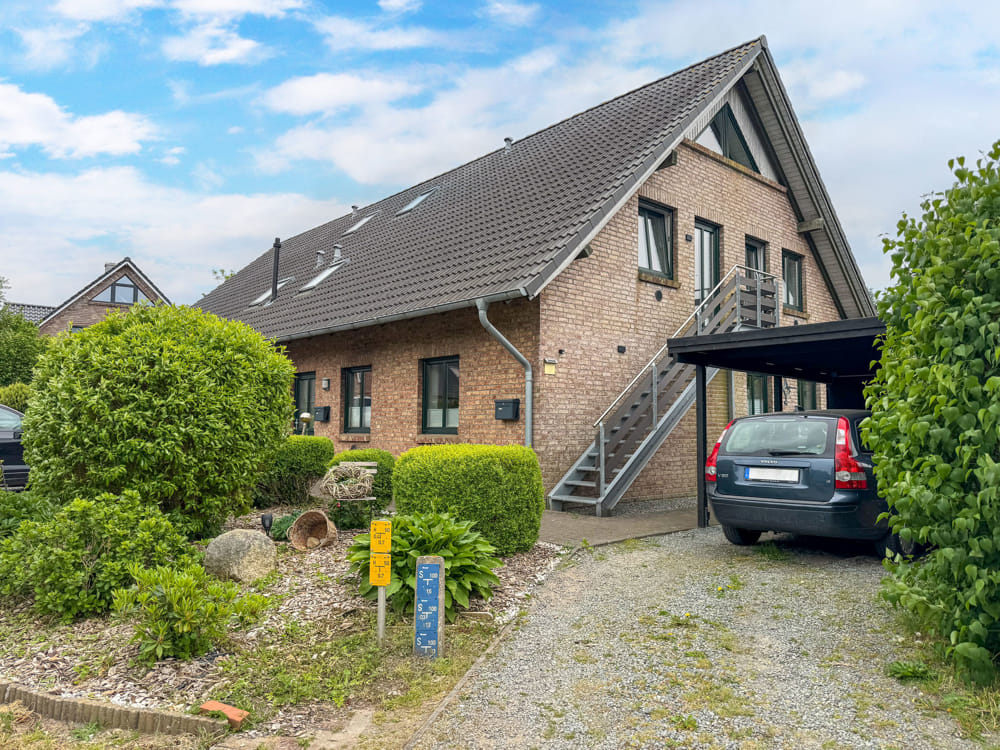 Immobilie in Oldersbek - Eine sinnvolle Investition: großes Doppelhaus mit 4 Wohnungen in guter Lage nahe Husum. - Bild 2