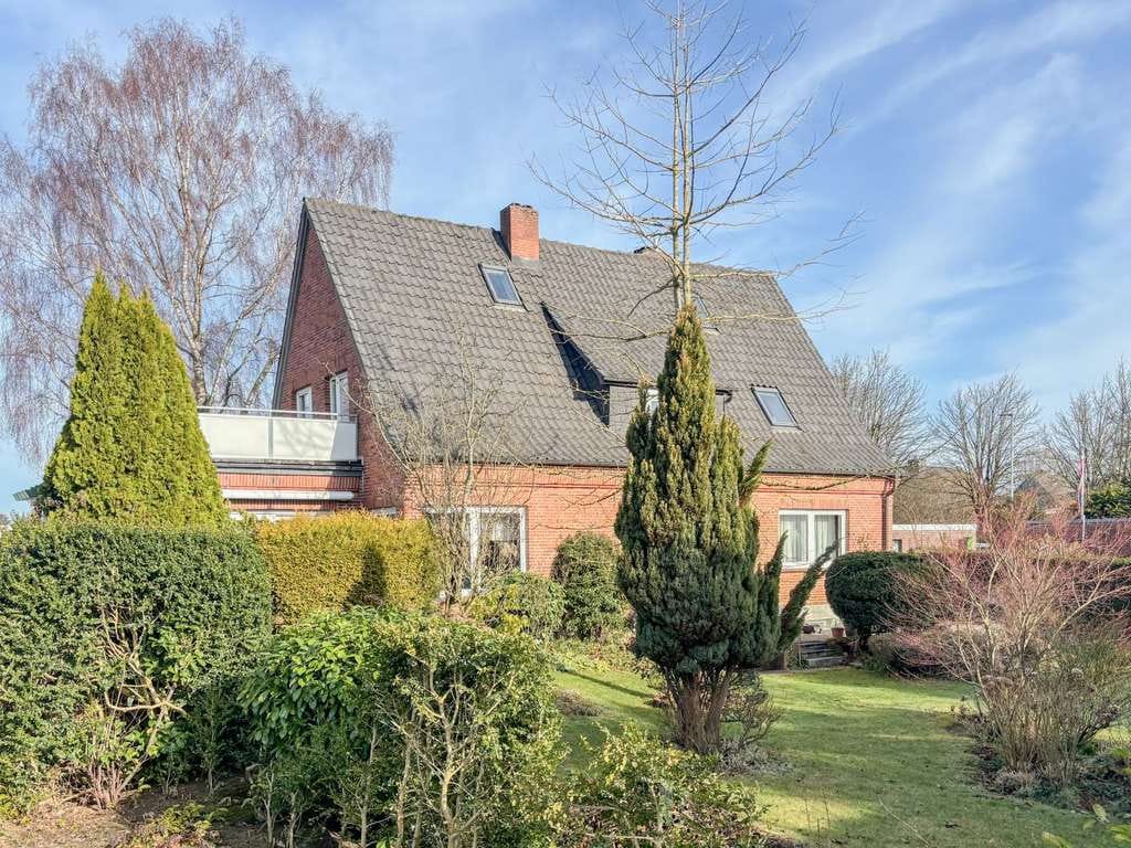 Immobilie in Kronshagen - Raum für Generationen und Ideen - Einfamilienhaus mit Einliegerwohnung in Kronshagen - Bild 1