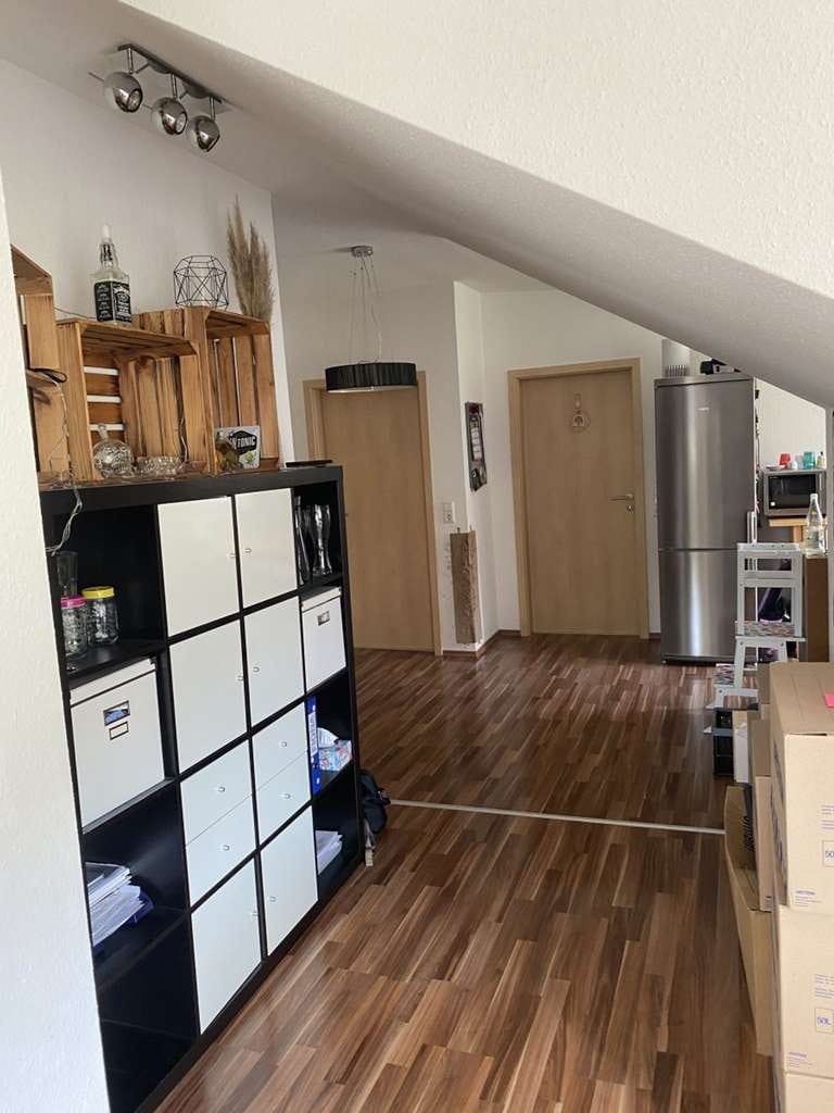 Immobilie in Murrhardt - Top saniertes, gepflegtes 3-4-Familienhaus in Murrhardt - Terrasse - 2 Balkone - 4 Garagen - Keller - Bild 2