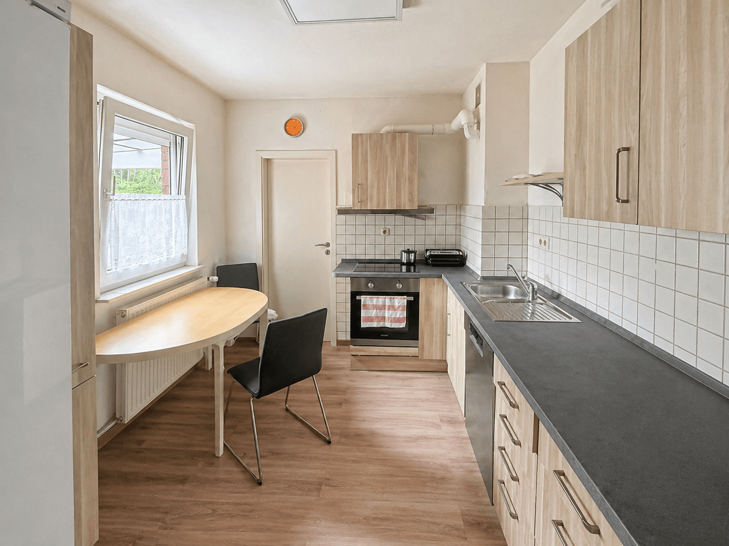 Immobilie in Soltau - Modernisiertes Wohnhaus mit Photovoltaikanlage in Soltau - aktuell vermietet - Bild 1