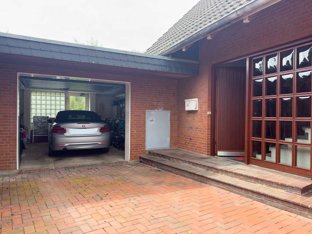 Immobilie in Bredstedt - Wohnen im Grünen: Einfamilienhaus mit unverbaubarem Ausblick - Bild 1