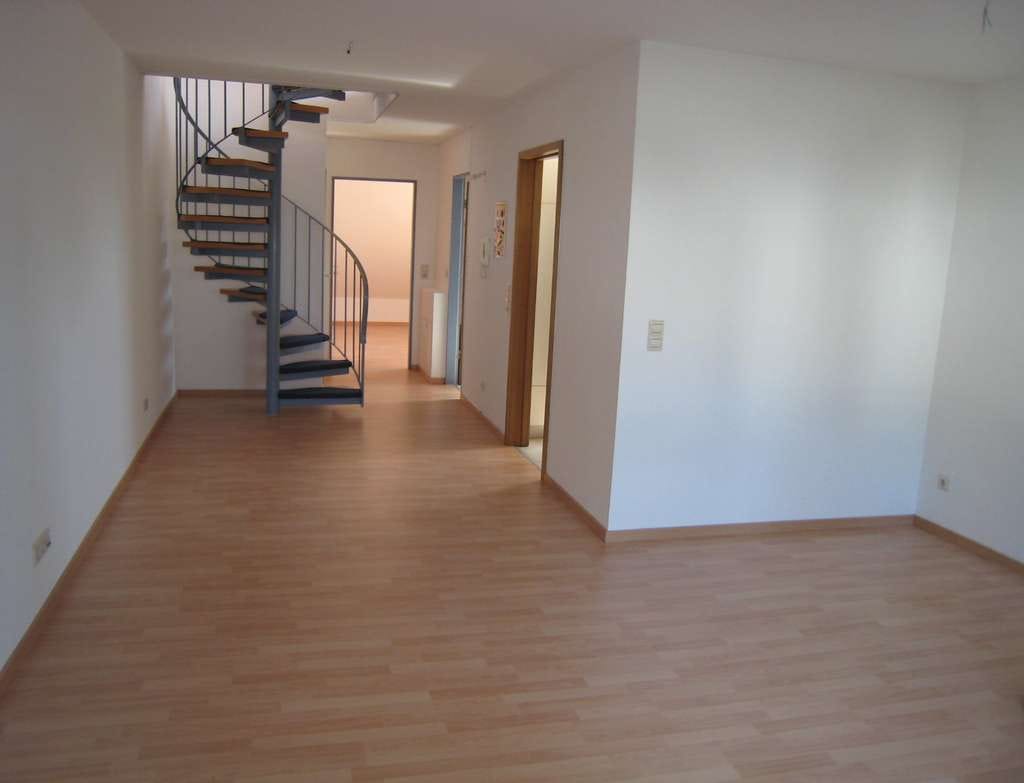 Immobilie in Wannweil - *Gemütliche 3-Zimmer Maisonette-Wohnung + Einzelgarage + Außenstellplatz in ruhiger Sackgassenlage* - Bild 2