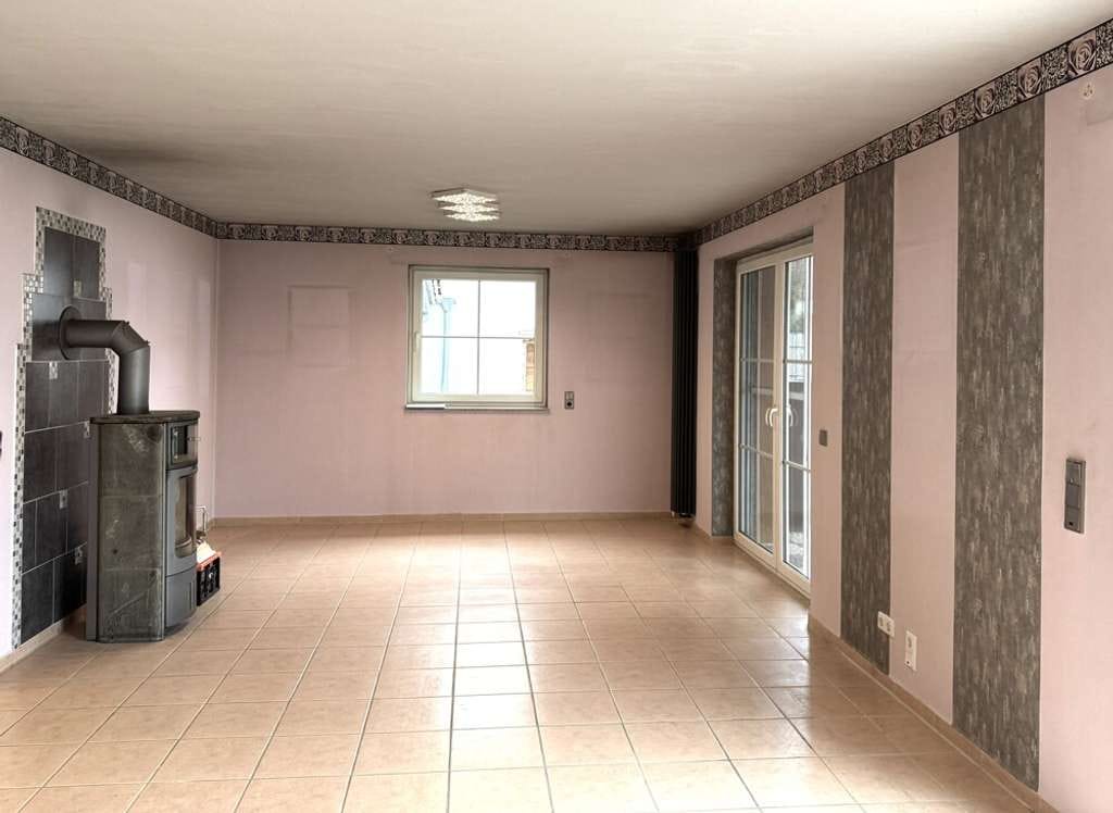 Immobilie in Framersheim - Traumhaus...einfach einziehen ! - Bild 3