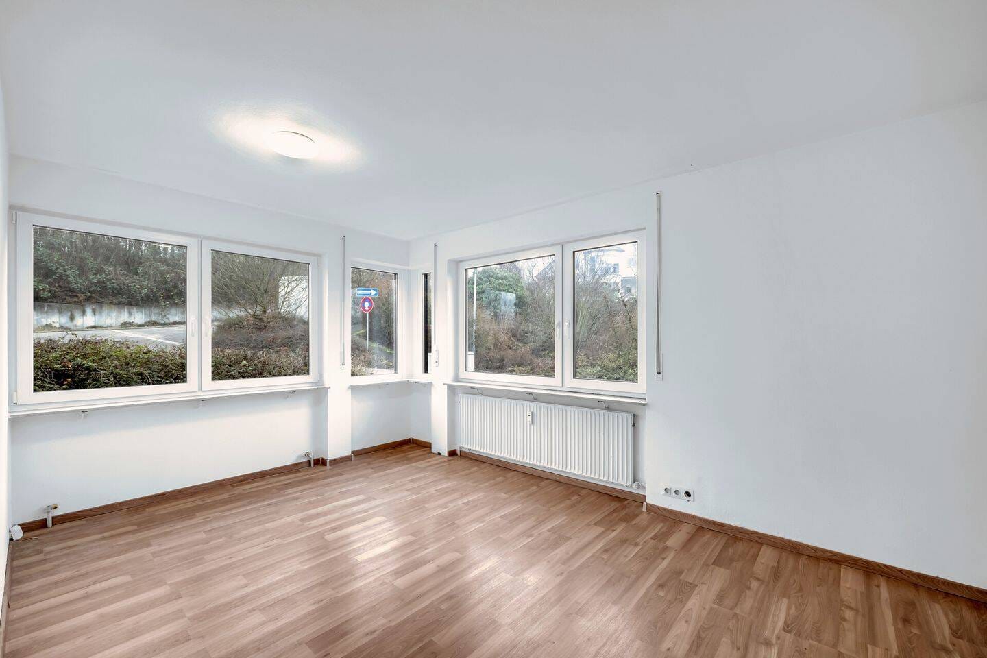 Immobilie in Kirchberg an der Jagst - Großzügige 5-Zimmer-Wohnung mit viel Potenzial - Kirchberg/Jagst - Bild 0