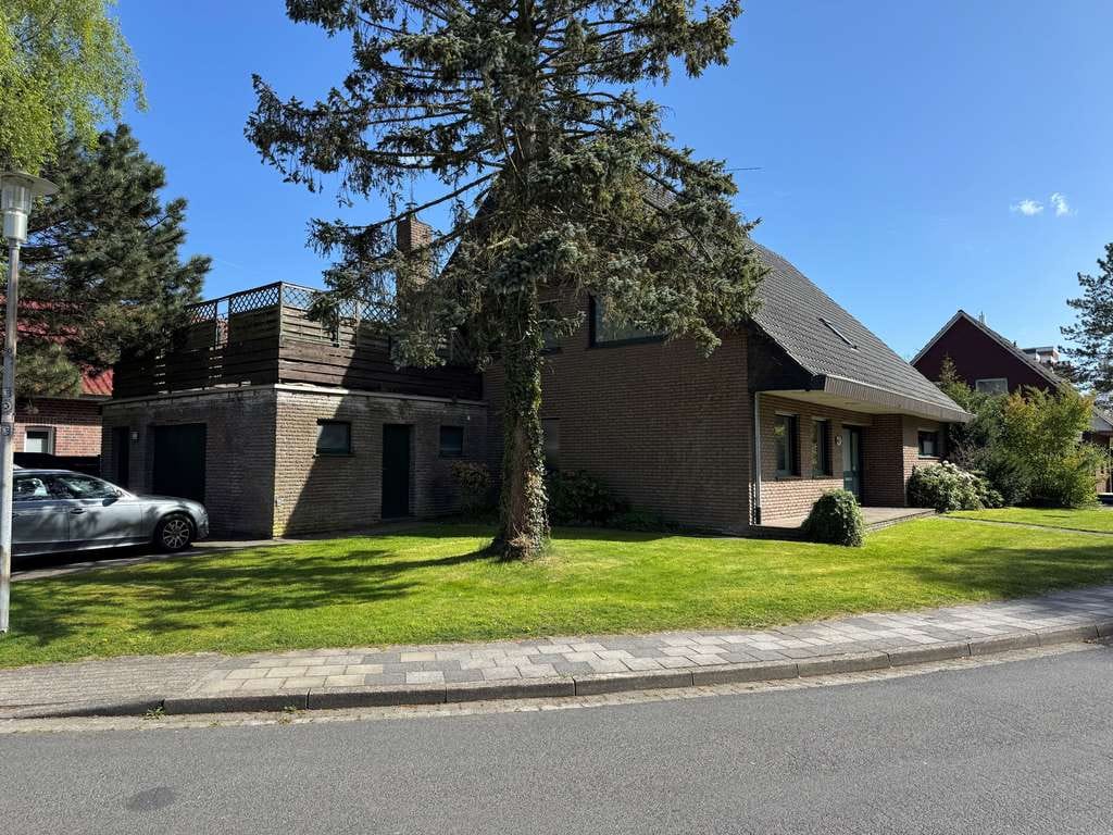 Immobilie in Papenburg - Einfamilienhaus mit 228 m² Wohnfläche in Papenburg Untenende - Bild 1