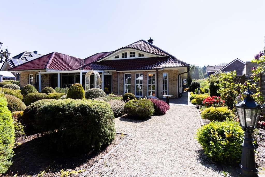 Immobilie in Sustrum - Architektur trifft Luxus-
Wohnen neu erleben - Bild 3
