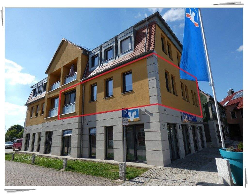 Immobilie in Schopfloch - Topp ausgestattete 3-Zimmer-Eigentumswohnung mit Einbauküche, Balkon und Garage - Bild 1