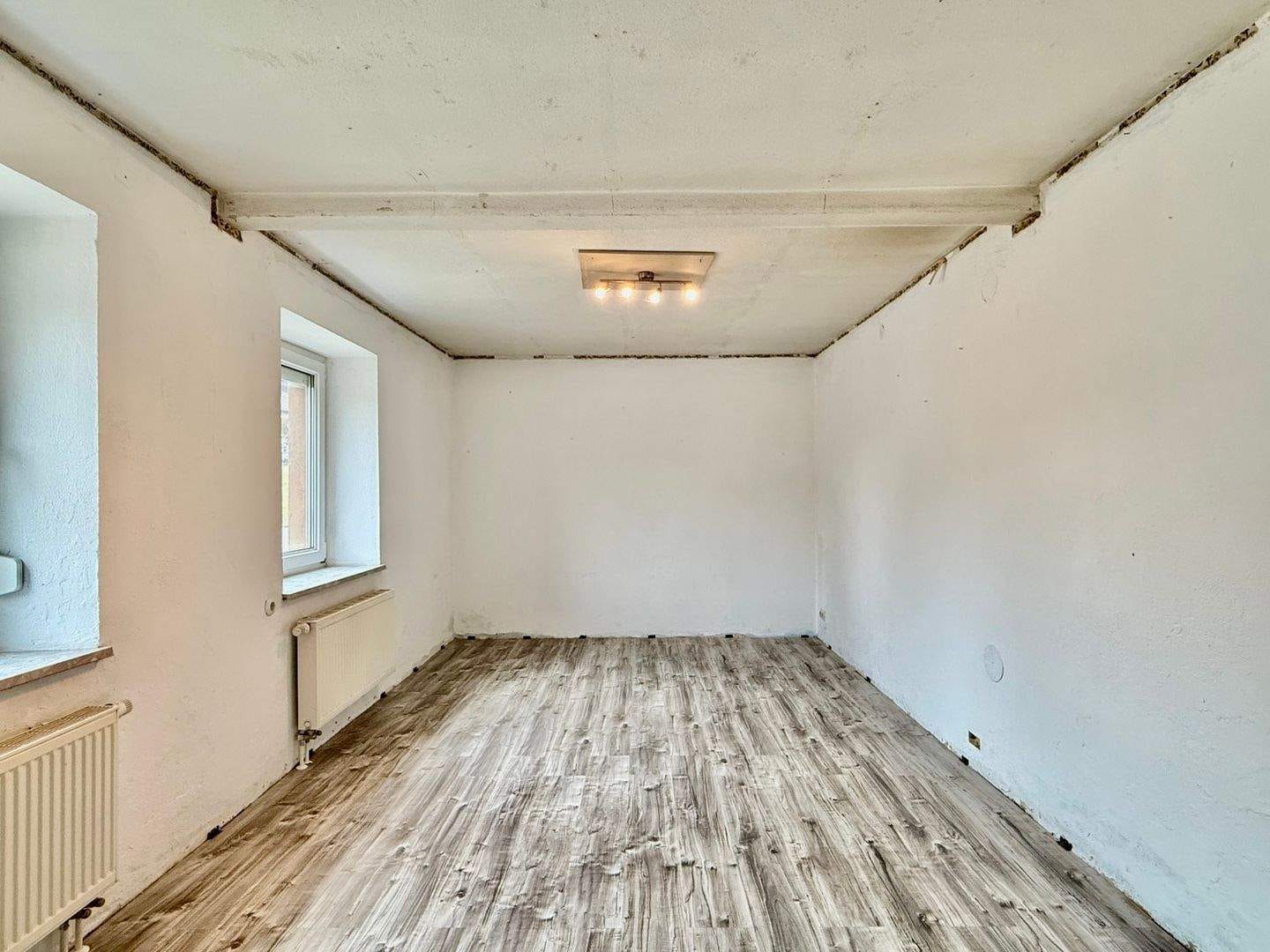 Immobilie in Möttingen - Inspiration für Ihr zukünftiges Eigenheim oder Ihre vielseitig nutzbare Kapitalanlage in Balgheim - Bild 2
