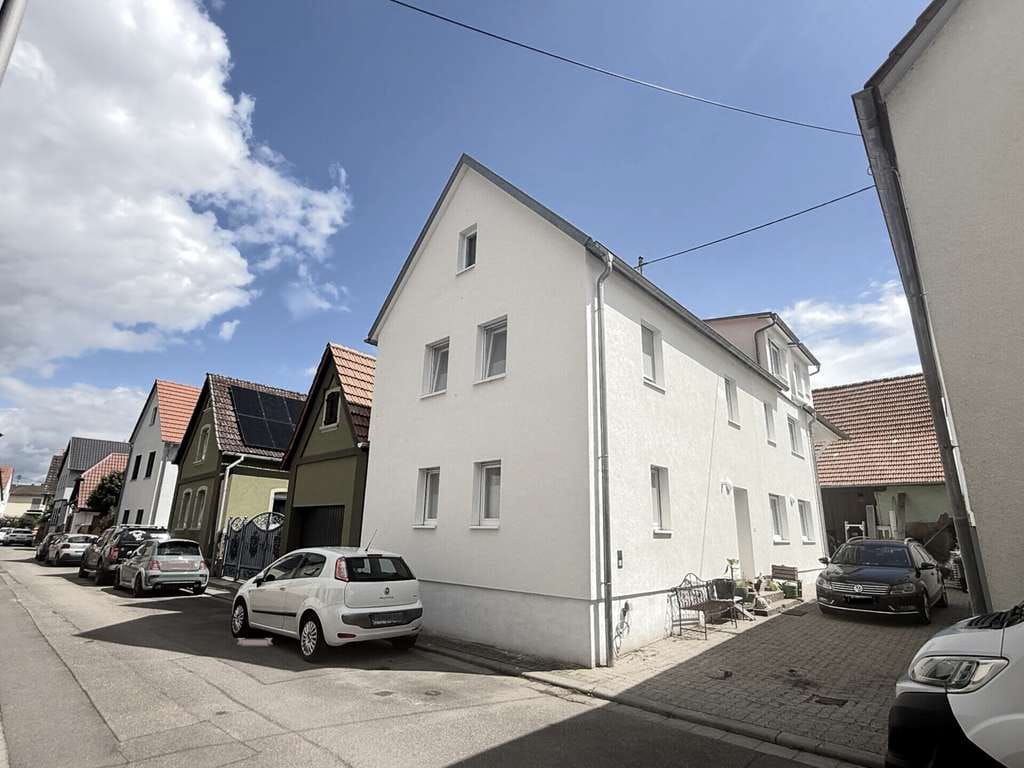 Immobilie in Zeiskam - Zwei hochwertig kernsanierte DHH mit Wärmepumpe und Photovoltaik, großer Scheune + Garten in Zeiskam - Bild 0