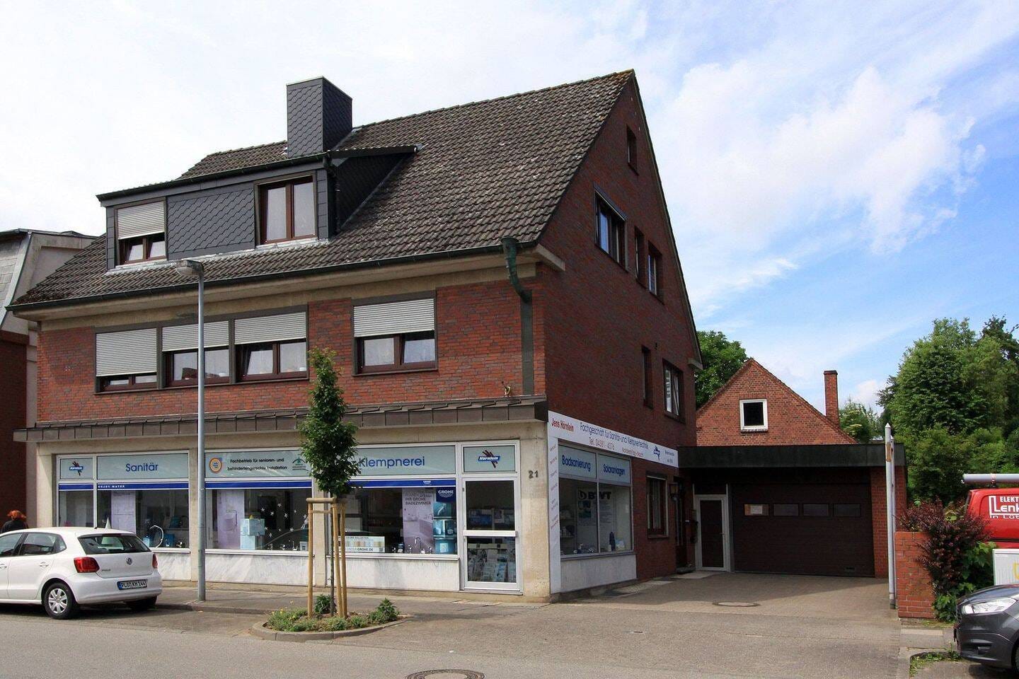 Immobilie in Giekau - Mehrfamilienhaus mit Ladengeschäft,  Garten, Werkstatt- & Lagerschuppen - Bild 0