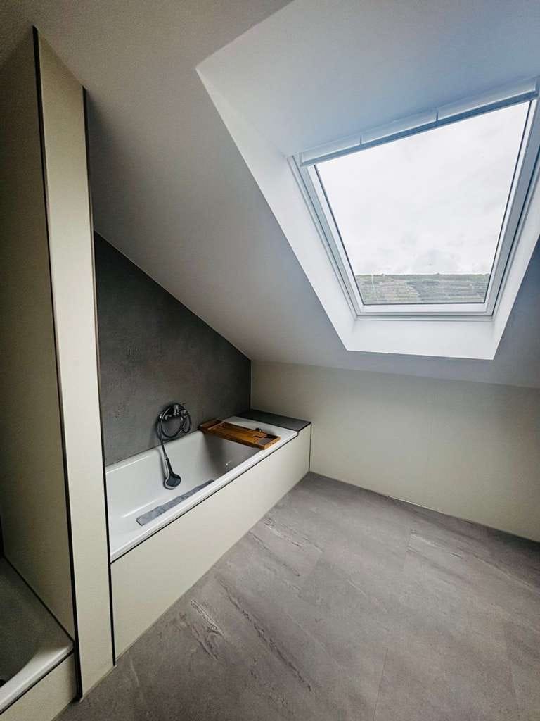 Immobilie in Kirchheim am Neckar - renovierte 3 Zimmer Wohnung mit Weinberg Blick - Bild 1