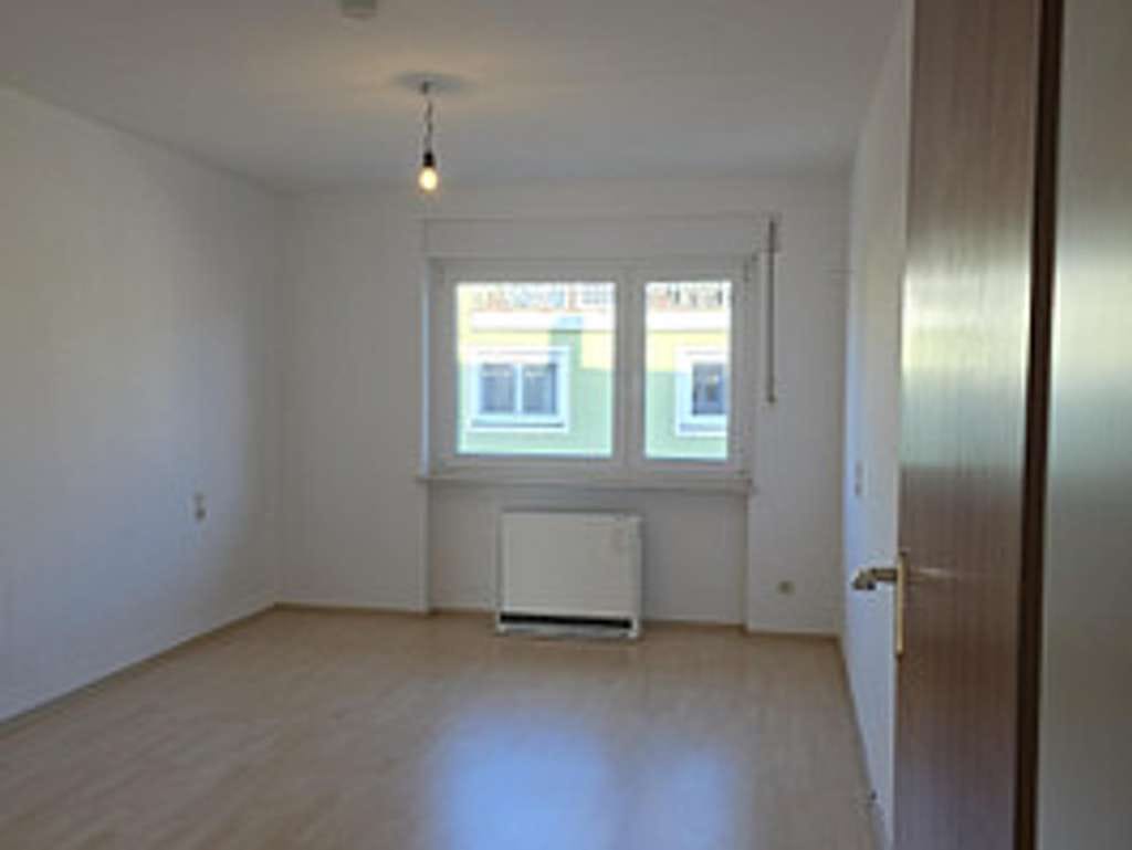 Immobilie in Endingen - Charmante 4-Zimmerwohnung mit Gartenanteil am Kaiserstuhl - Bild 1