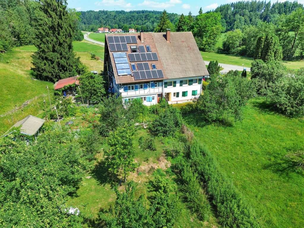Immobilie in Argenbühl - Mehr als ein Bauernhaus – ein Lebensgefühl! - Bild 1