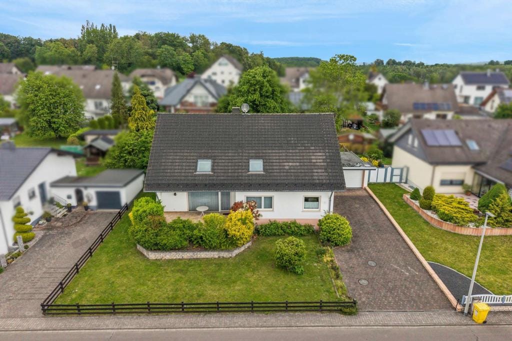 Immobilie in Eppenrod - Einfamilienhaus freistehend in Eppenrod - Bild 1