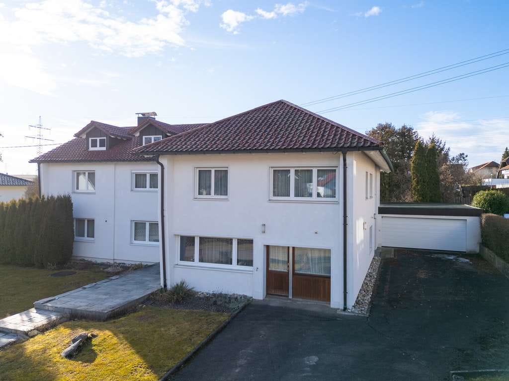 Immobilie in Wellendingen - Großzügiges Haus mit flexiblen Nutzungsmöglichkeiten - Bild 1