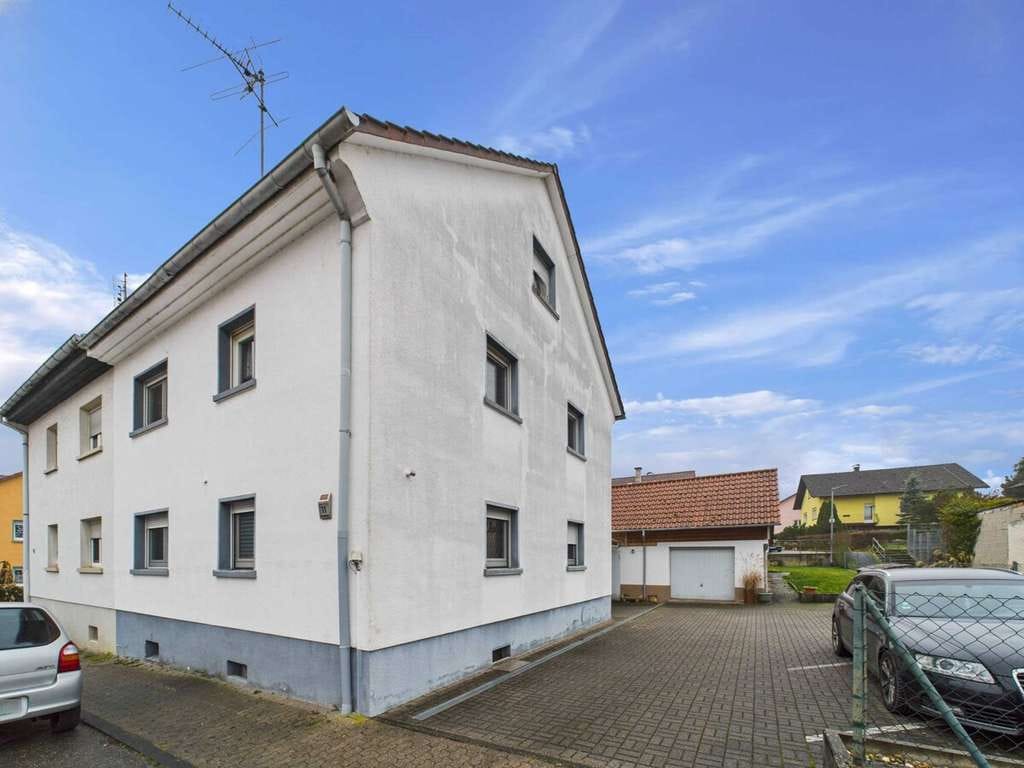 Immobilie in Bretten - Mehrfamilienhaus mit Potenzial und Perspektive |Bretten - Bauerbach| - Bild 0