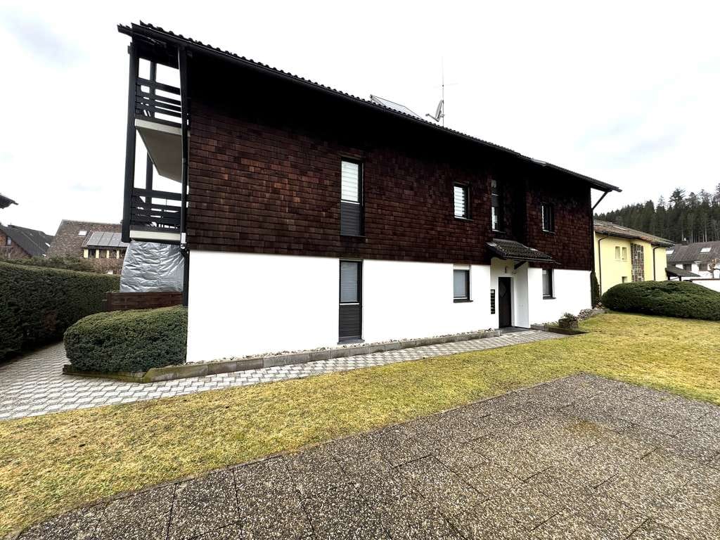 Immobilie in Titisee-Neustadt - Schöne Ferienwohnung in ruhiger Lage - provisionsfrei - Bild 2