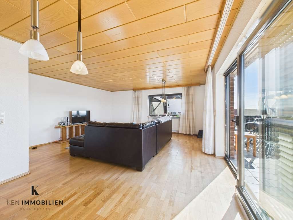 Immobilie in Ramstein-Miesenbach - Großzügiges Wohnhaus mit zwei Wohngeschossen und separater Kellerwohnung in Ramstein-Miesenbach - Bild 2