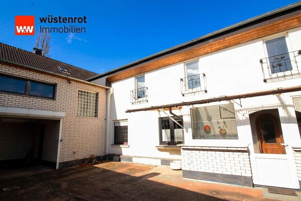 Immobilie in Grevenbroich - Einzigartige Maisonette-Wohnung mit Gartennutzung in Grevenbroich - Bild 0