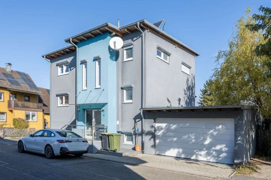 Immobilie in Elchesheim-Illingen - Wohnen mit privater Wellness-Oase im Freien - Bild 0