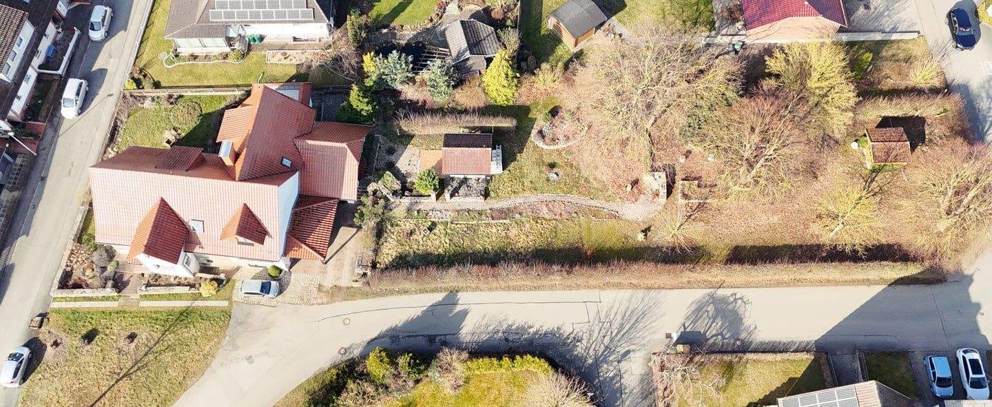 Immobilie in Breuna - Großzügiges Zweifamilienhaus mit solider Substanz, Fernwärme & Top-Pendlerlage nahe Kassel - Bild 4