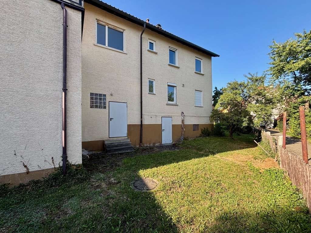 Immobilie in Gomaringen - Zweifamilienhaus mit viel Fläche - Ausbau, Renovierung und vermieten! - Bild 3