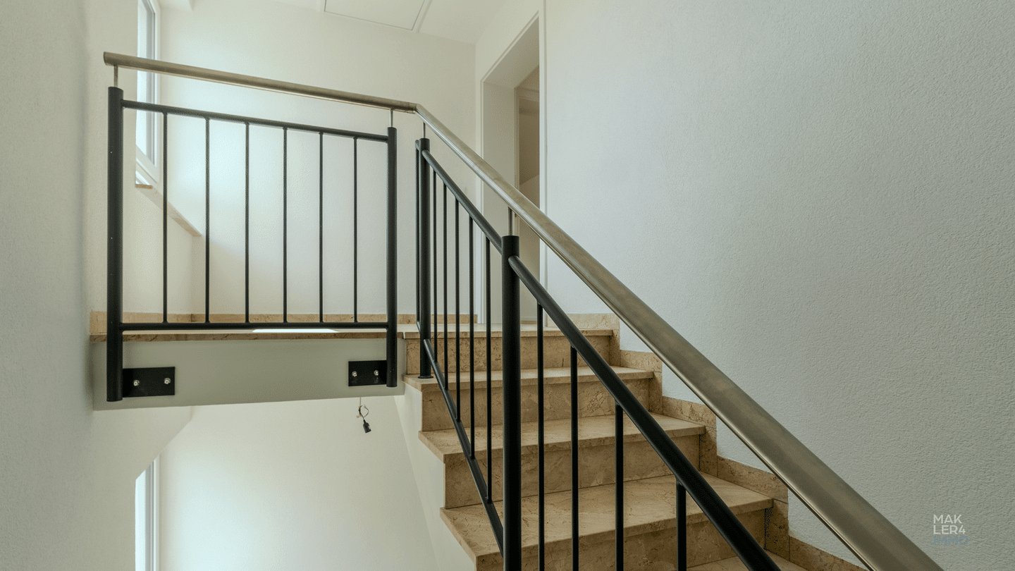 Immobilie in Poppenhausen - Sanierte 3-Zimmer-Wohnung mit Weitblick und Energieklasse A+ - Bild 2