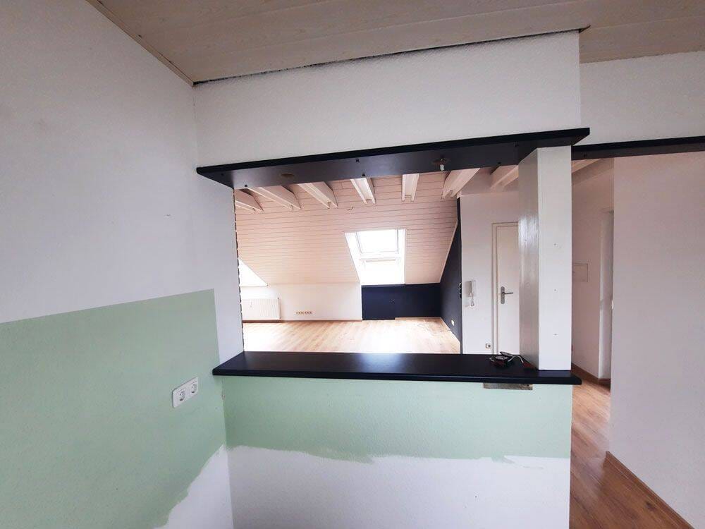Immobilie in Wiesenbach - WIESENBACH – gepflegte 3,5-Zimmer-Eigentumswohnung mit Balkon - Bild 2