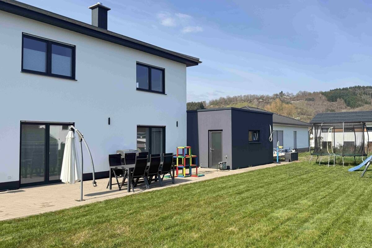 Immobilie in Bausendorf - Hochwertiges Einfamilienhaus in attraktiver Neubaugebietslage von Bausendorf - Bild 3