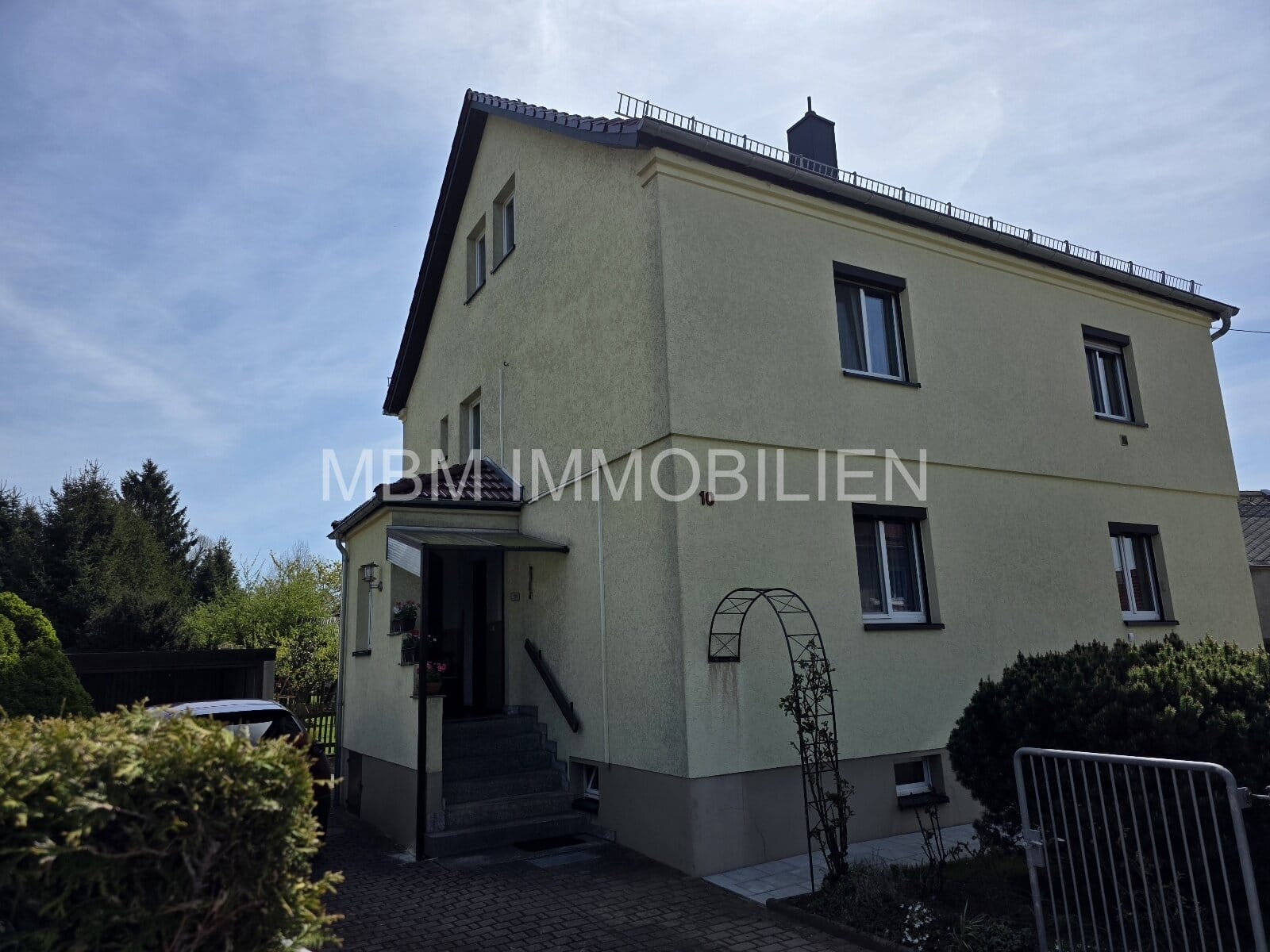 Immobilie in Arnsdorf - Ihr Traum vom Eigenheim wird wahr - gepflegte Immobilie in Arnsdorf - Bild 1