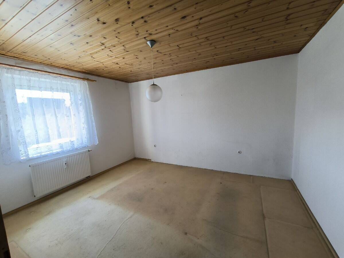 Immobilie in Regen - 2 - Zimmer ETW mit Carport in der Kreisstadt Regen "bezahlbarer Wohnraum" Kaufpreis 70.000,00 € - Bild 4