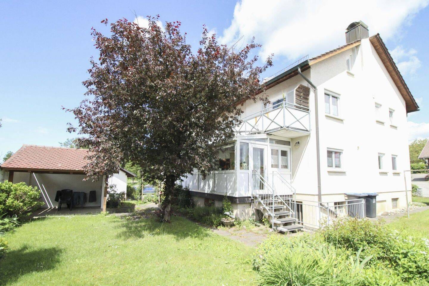 Immobilie in Tettnang - Bezugfreies Zweifamilienhaus mit Top-Potenzial in Tettnang-Laimnau! - Bild 0