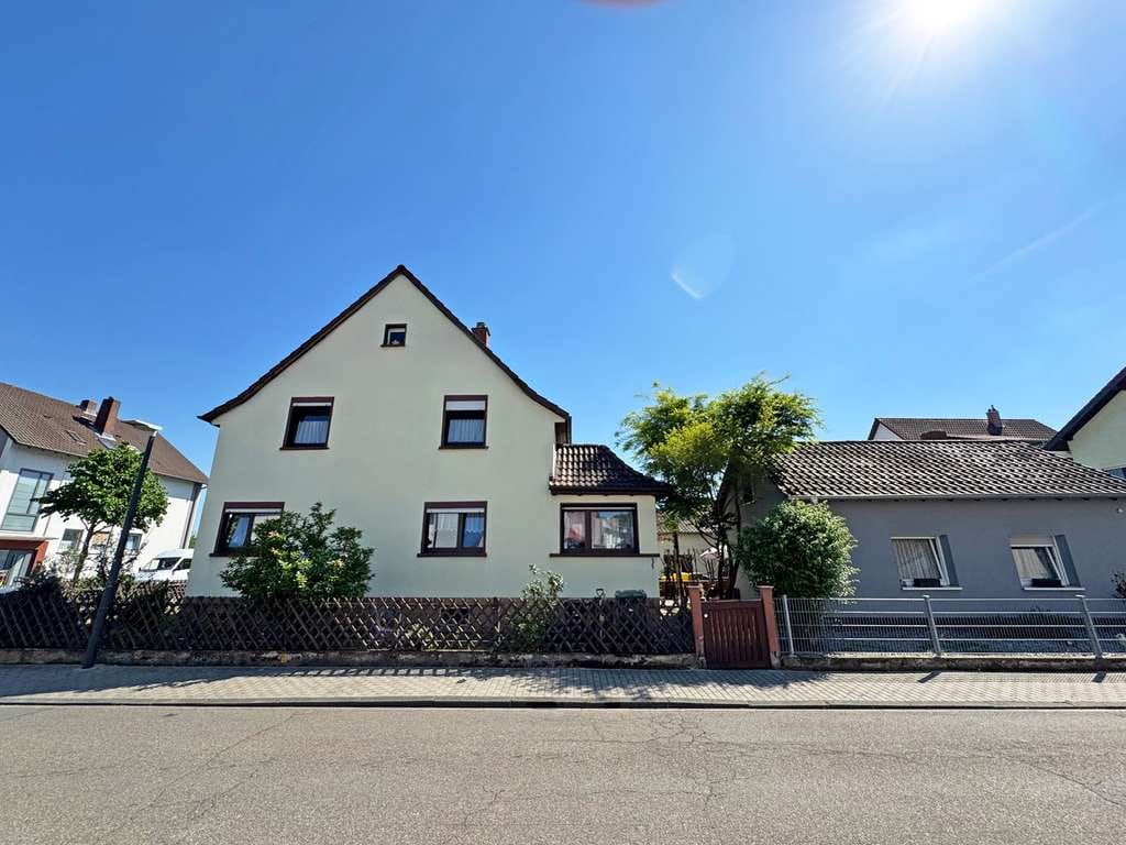 Immobilie in Viernheim - Zukunftssicher wohnen & investieren – Mehrfamilienhaus für Anleger und Familien - Bild 2