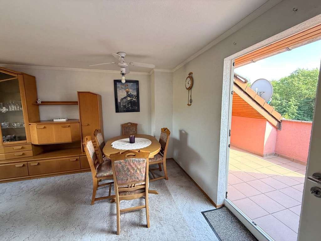 Immobilie in Bammental - Zentral, hell, gemütlich - Dachgeschosswohnung mit Terrasse und Stellplatz - Bild 2