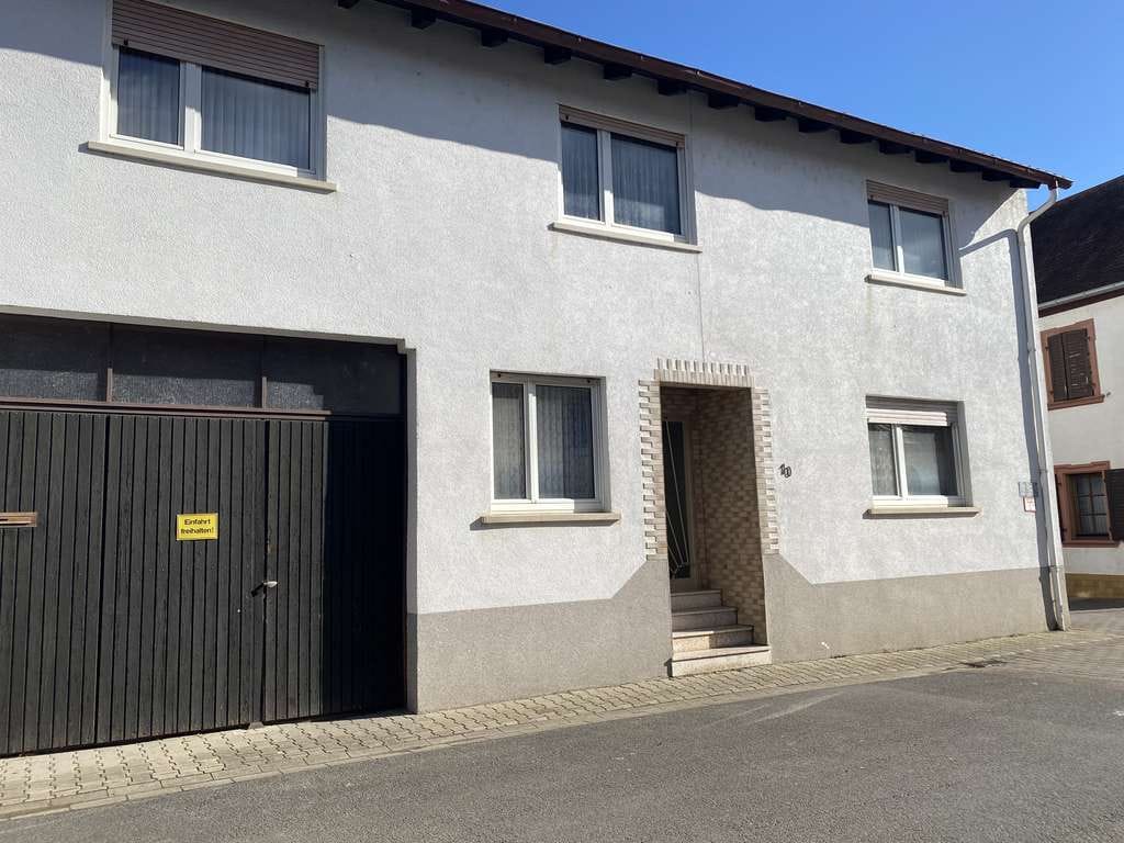 Immobilie in Dirmstein - Geräumiges 8-Zimmer Haus in Dirmstein - Bild 1