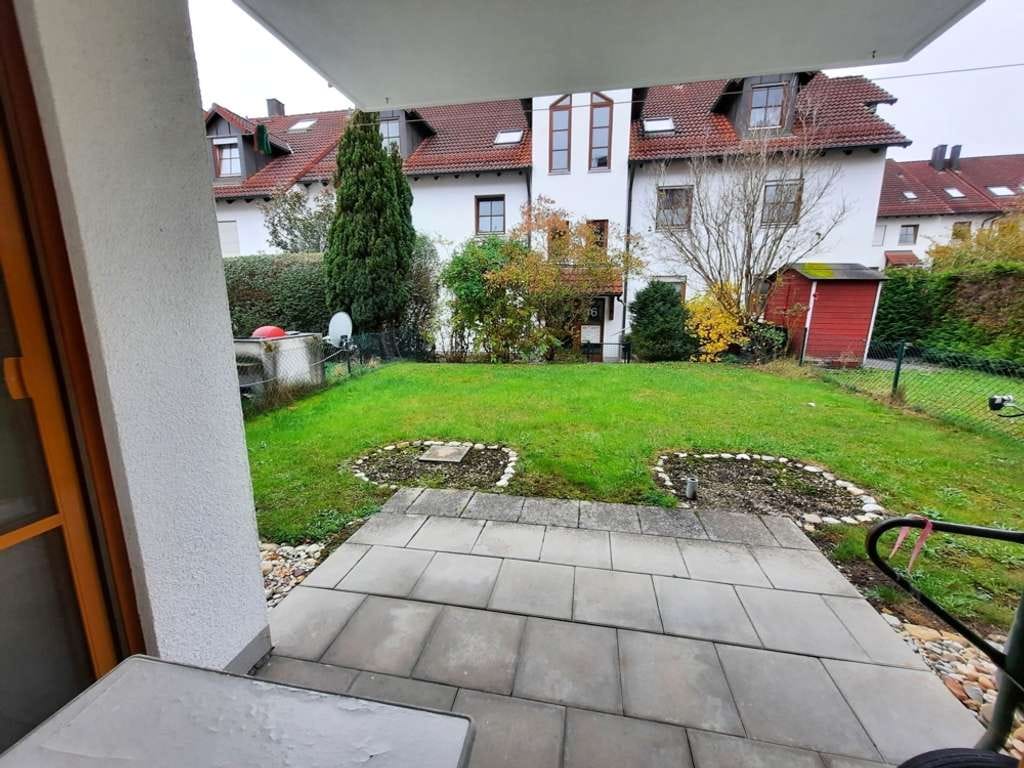 Immobilie in Adelzhausen - 2 Zimmer-Gartenwohnung mit sw Ausrichtung und ca. 80 m² alleinige Gartennutzung inkl. TG-Stellplatz! - Bild 1