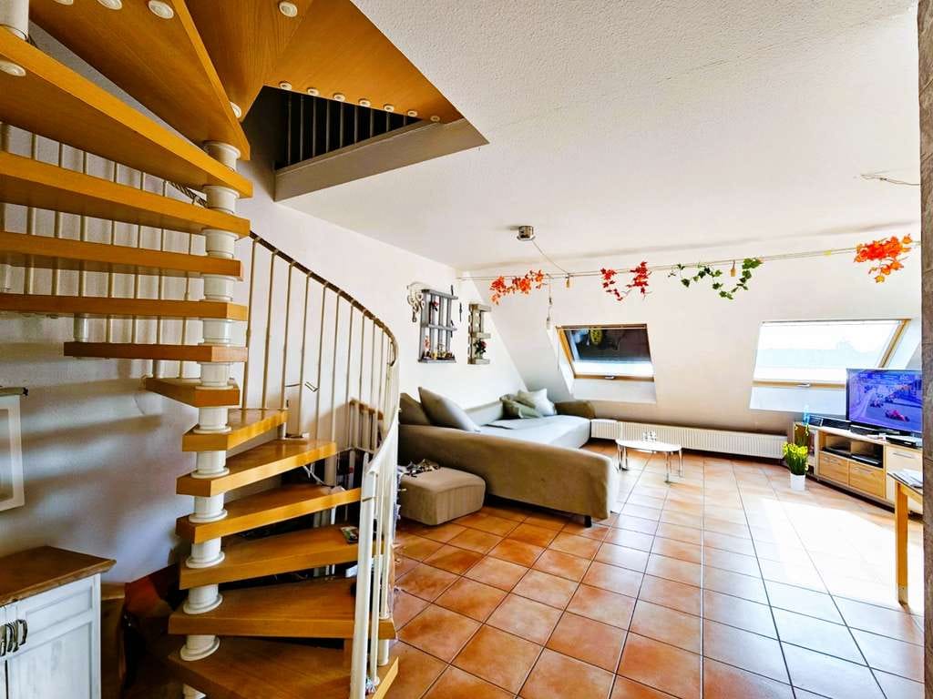 Immobilie in Zwingenberg - 3,5-Zimmer-Maisonette mit Loggia: Renditestarke Kapitalanlage in Zwingenberg - Bild 0