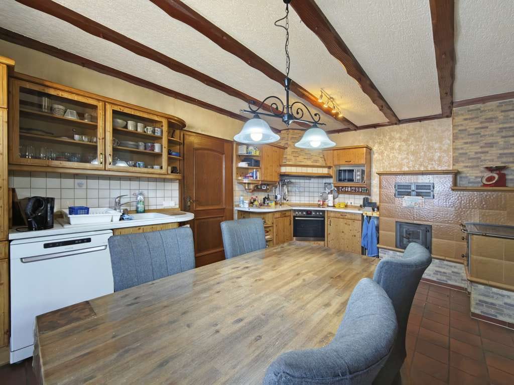 Immobilie in Lutzerath - Charmantes Wohnhaus mit großem Nebengebäude und vielseitigen Nutzungsmöglichkeiten - Bild 3