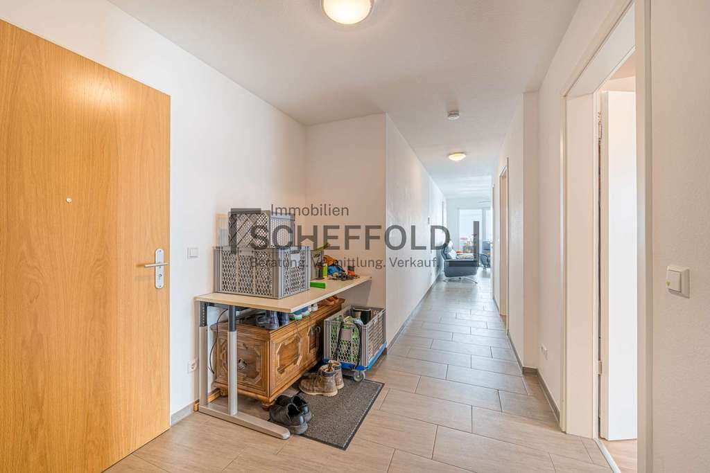 Immobilie in Achstetten - Jung und modern! Großzügige und lichtdurchflutete 3,5-Zimmer-Eigentumswohnung mit herrlichem Balkon - Bild 4