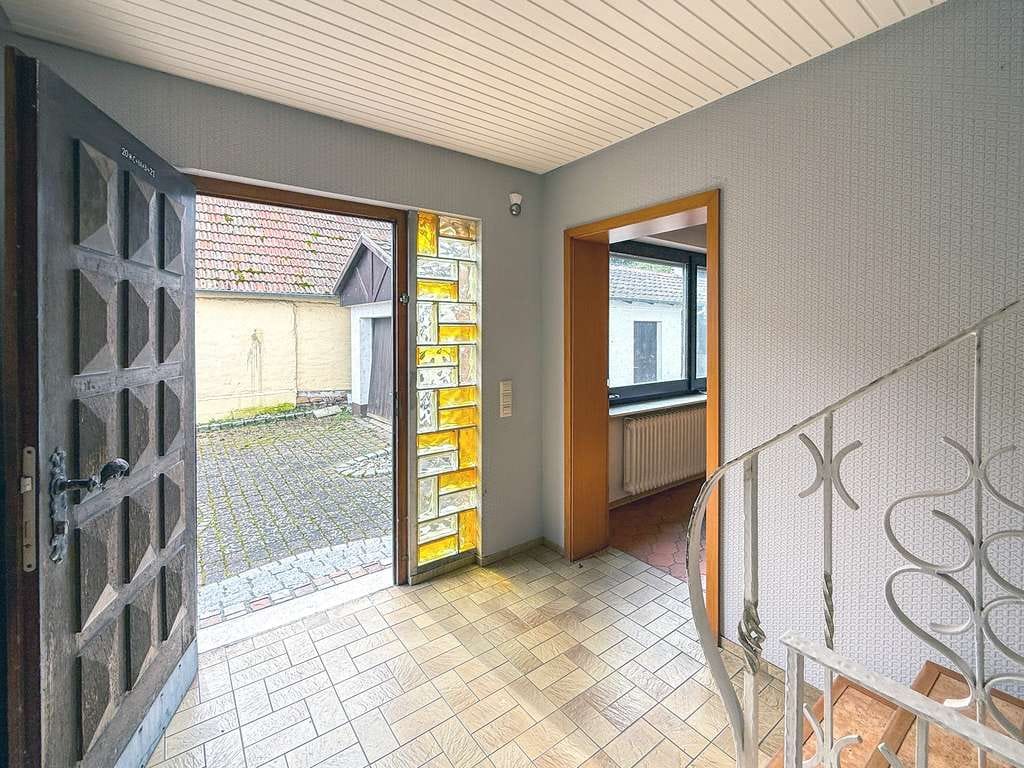 Immobilie in Hördt - 1-2 Familienhaus mit Ausbaupotenzial, Werkstatt und Garage - Bild 4