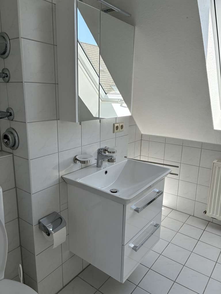 Immobilie in Stegen - Von Privat:  3-Zimmer-Wohnung mit ausgebautem Studio in Stegen, ruhig und zentral - Bild 3