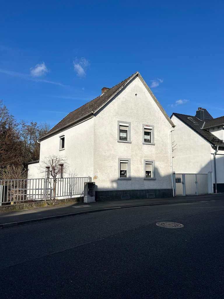 Immobilie in Aschaffenburg - Zweifamilienhaus/  EFH mit ELW - Bild 3