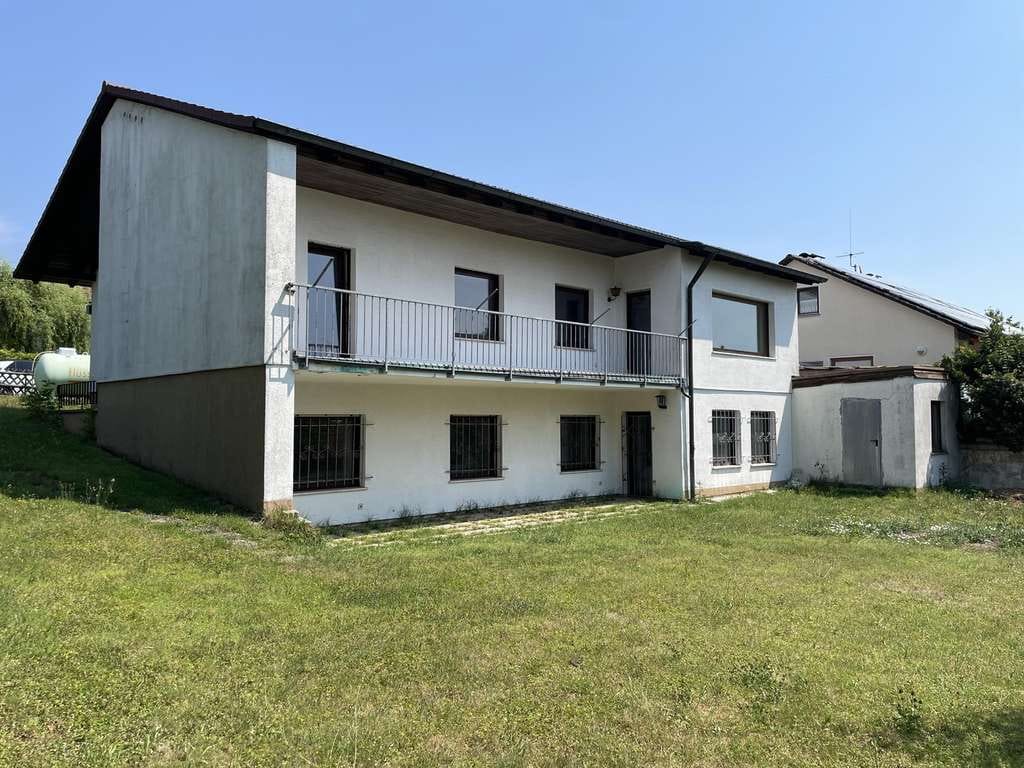 Immobilie in Marloffstein - Großzügiges Einfamilienhaus in ruhiger Südhanglage - traumhafter Weitblick ins Grüne - Bild 2