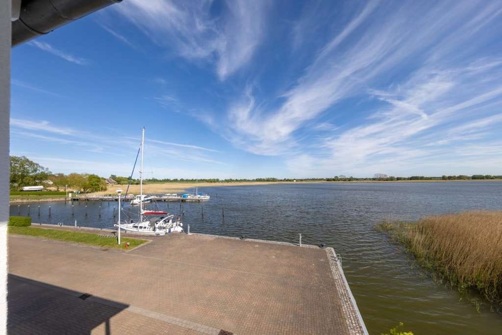 Immobilie in Poseritz - Wasser GST am Naturhafen m. eigenem Liegeplatz am Haus - Mod. FHS m. zwei 3-Zi.Etagenwohnungen - Bild 3