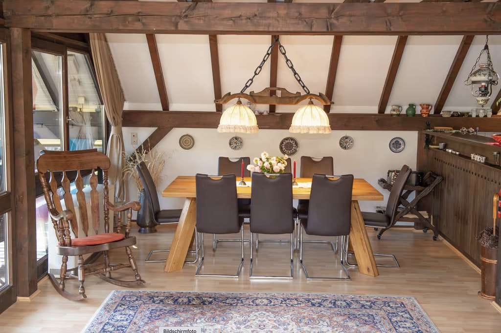 Immobilie in Siegsdorf - Natur Pur! Ferienhaus im Chiemgau in den Alpen - Ruhe & Sonne, 4 Schlafzimmer, 2 Bäder - Bild 2